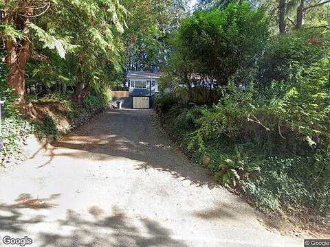 E Phinney Bay Drive, Bremerton, WA 98312