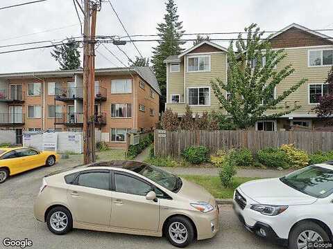 32Nd Avenue Ne, Seattle, WA 98125
