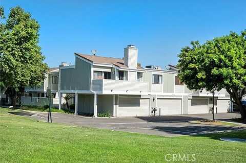 Crossglade Avenue, Canyon Country, CA 91351