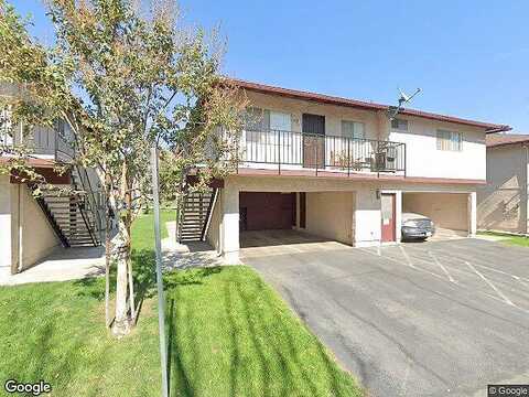 W Calle De Las Estrellas, Azusa, CA 91702