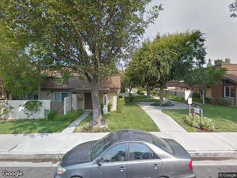 Larwin Avenue, Chatsworth, CA 91311