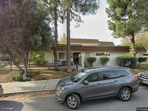 Larwin Avenue, Chatsworth, CA 91311