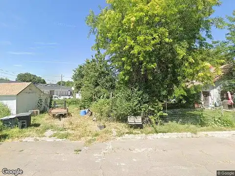 W 9Th Street, Wray, CO 80758