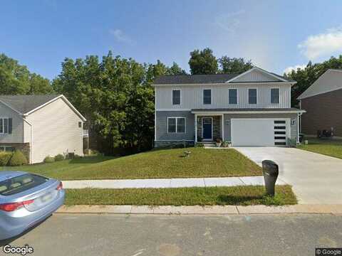 Frick Avenue, Waynesboro, PA 17268