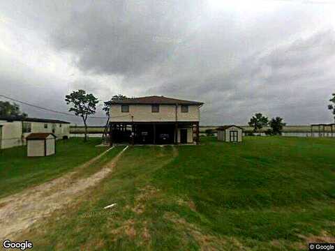 Port Road, Angleton, TX 77515