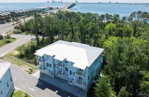 English Cove Ct, Gulf Breeze, FL 32561