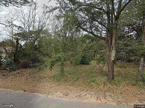Janet Street, Navarre, FL 32566