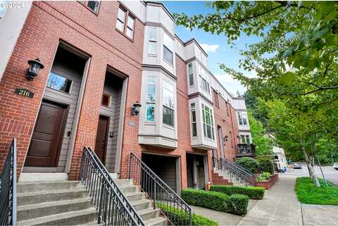 S Pendleton St, Portland, OR 97239