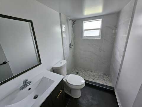 Ne 34Th Ct, Oakland Park, FL 33334