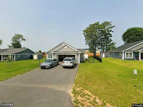 Treeline Drive, Chambersburg, PA 17202