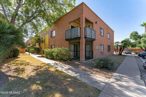S Columbus Boulevard, Tucson, AZ 85711