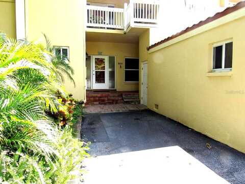 Hudson Avenue, Sarasota, FL 34236