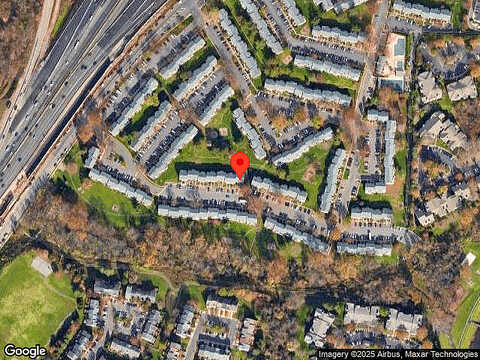 Golden Oak Road, Centreville, VA 20121