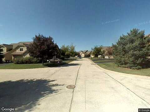 N34W23822 Adam Court, Pewaukee, WI 53072