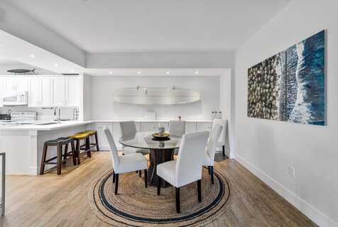 Bella Vista Court N, Jupiter, FL 33477