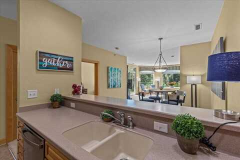 N74W13737 Appleton Avenue, Menomonee Falls, WI 53051