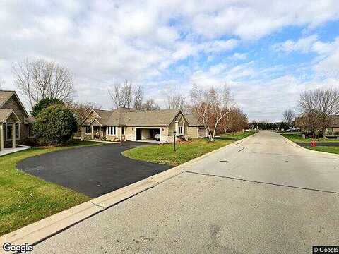 N24W24030 Brandon Oaks Drive, Pewaukee, WI 53072