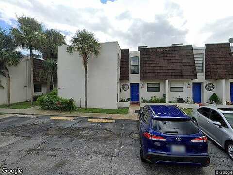 Taft St, Pembroke Pines, FL 33024