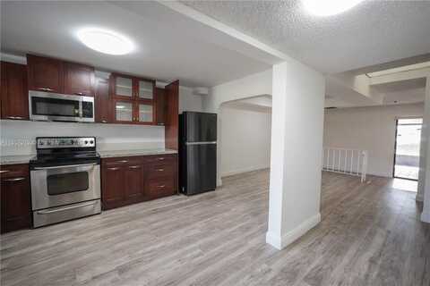 Palm Tree Ln, Pembroke Pines, FL 33024
