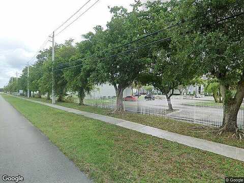 Sw 113Th Way, Pembroke Pines, FL 33025
