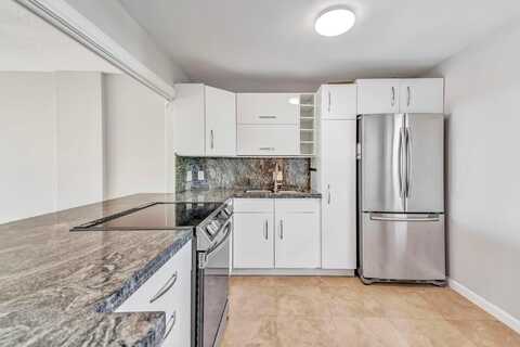 S Ocean Dr, Hallandale Beach, FL 33009
