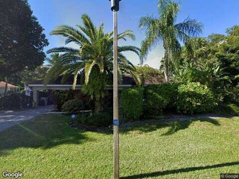 N Palm Aire Dr, Pompano Beach, FL 33069