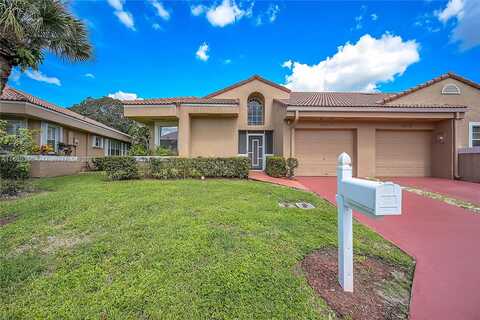 Ladera Ln, Boca Raton, FL 33498