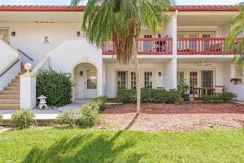 N Village Drive N, Seminole, FL 33772