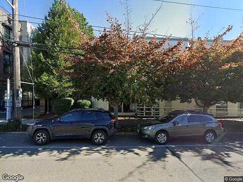 32Nd Avenue Nw, Seattle, WA 98107