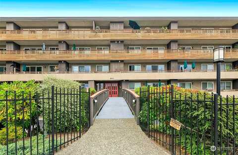44Th Avenue Sw, Seattle, WA 98116