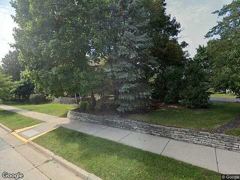 N Main Street, Thiensville, WI 53092