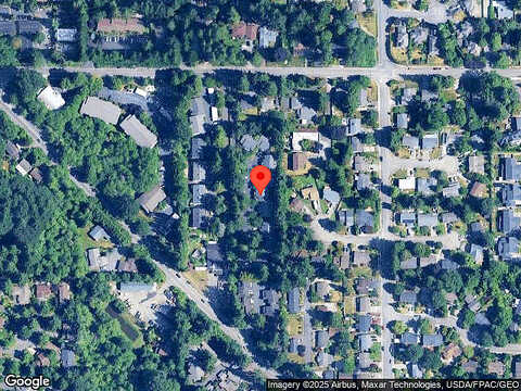 Ne 195Th Street, Lake Forest Park, WA 98155