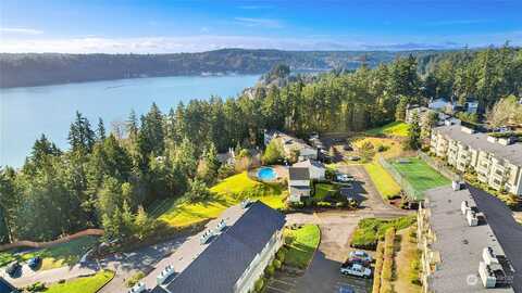 W Sunn Fjord Lane, Bremerton, WA 98312