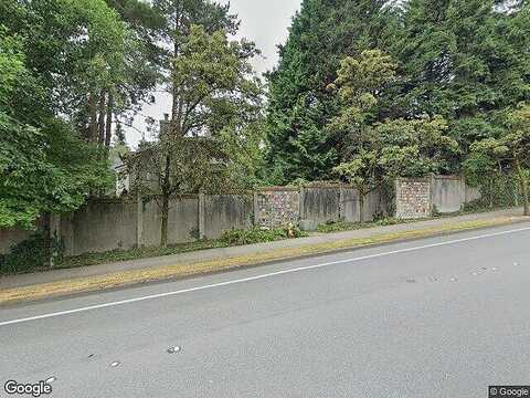 Ne 7Th Place, Bellevue, WA 98005