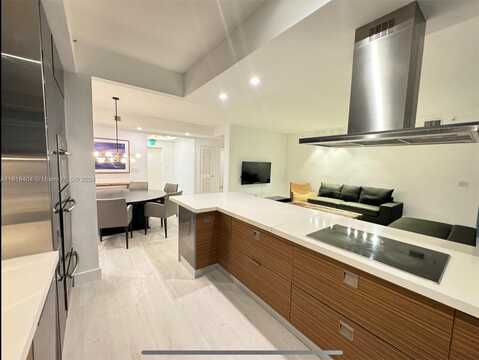 Crandon Blvd, Key Biscayne, FL 33149