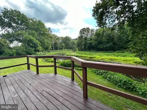 Riverbend Lane, West Chester, PA 19382