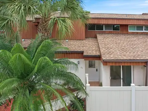 Sunset Point Road, Clearwater, FL 33765