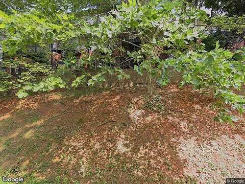 Candlewood Ct, Charlottesville, VA 22903