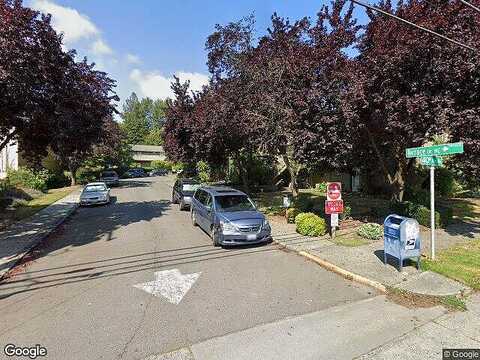 Terrace Drive Ne, Seattle, WA 98105