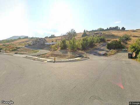 Joni, WENATCHEE, WA 98801