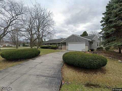 Ridge, HALES CORNERS, WI 53130