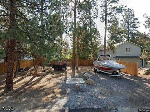 Cherrywood Ln, Bend, OR 97702