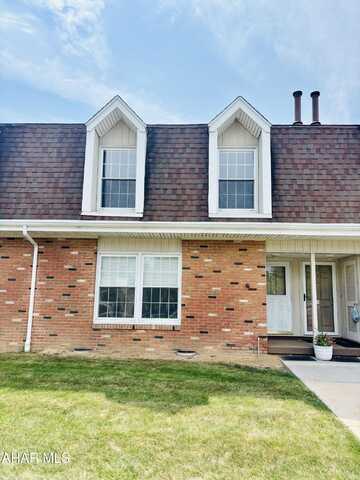556 Sunbrook Manor Drive, Duncansville, PA 16635