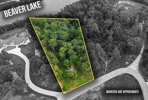 Hawks Landing DR, Rogers, AR 72756