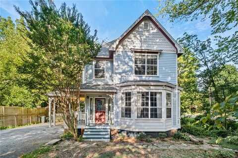 689 N Willow AVE, Fayetteville, AR 72701
