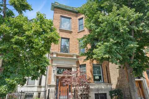 824 W. Dakin Street, Chicago, IL 60613