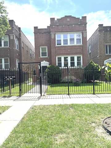 4421 W. Wrightwood Avenue, Chicago, IL 60639