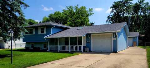 1021 Mercury Drive, Schaumburg, IL 60193