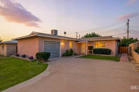 3208 Center Street, Bakersfield, CA 93306