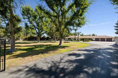 4370 Fruitvale Avenue, Bakersfield, CA 93308